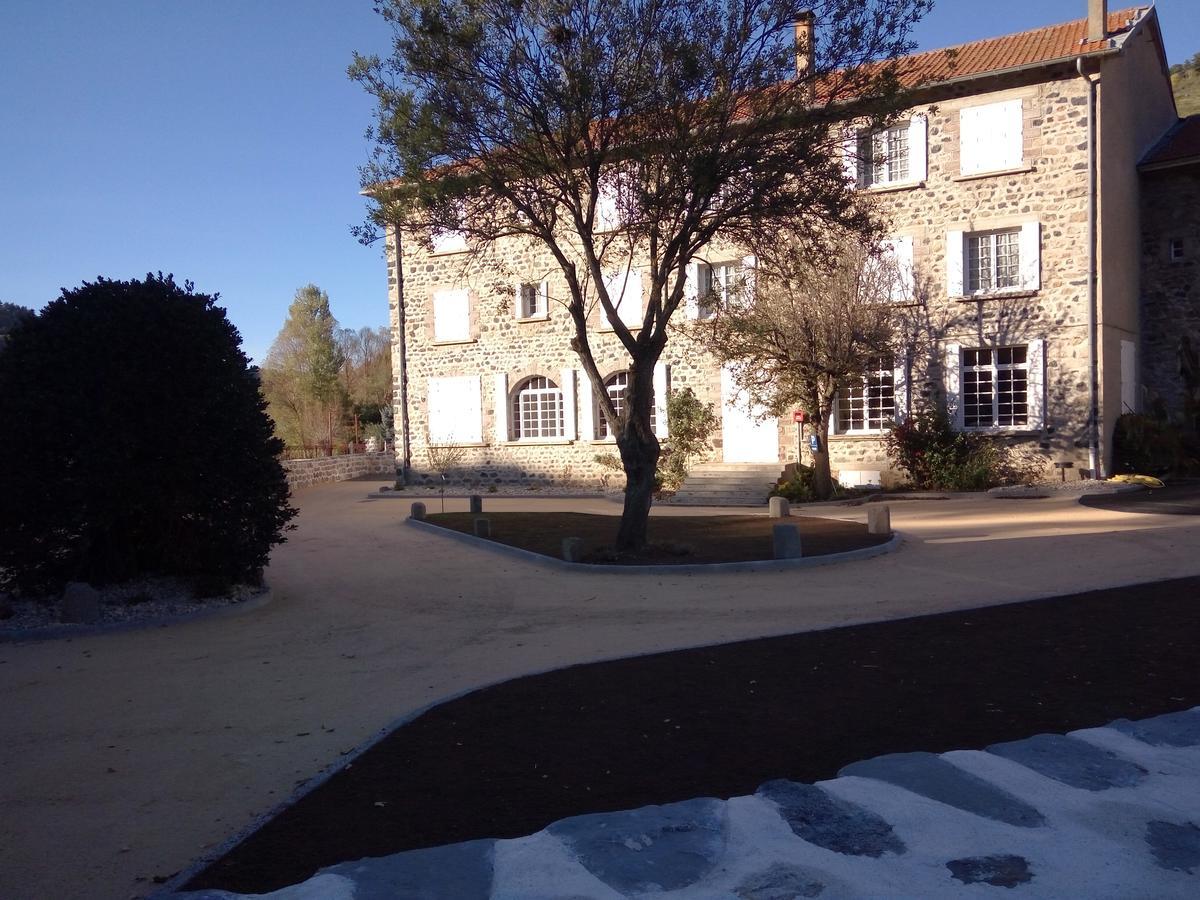 Hotel De La Loire Goudet Exterior photo